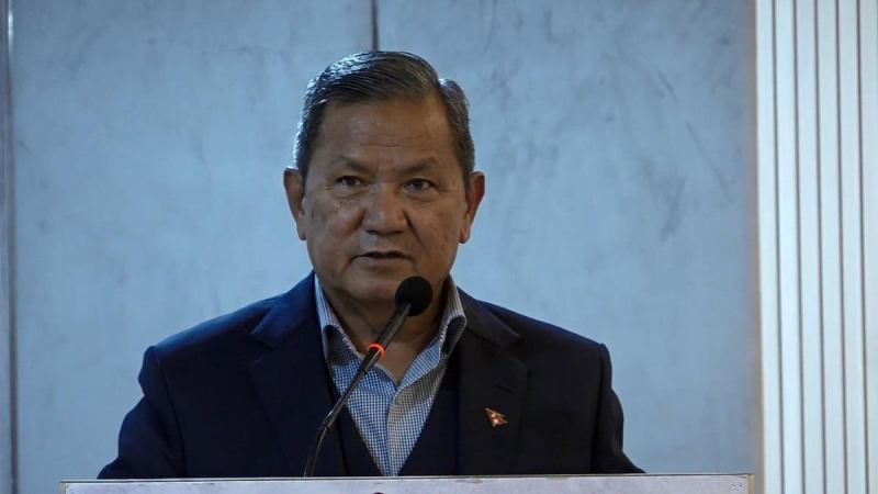 ७ दिनभित्र दर्ता नभए मेटालाई प्रतिबन्ध लगाउँछौं : मन्त्री गुरुङ
