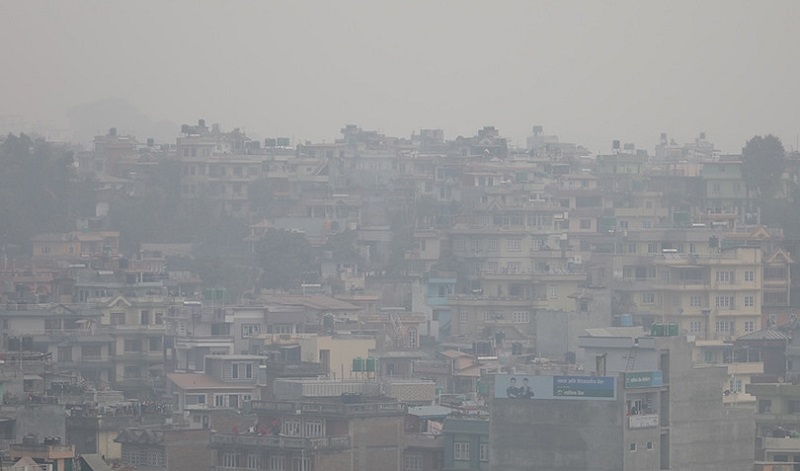 विश्वका प्रदूषित शहरको सूचीमा काठमाडौं पहिलो नम्बरमा, एक्यूआई २२५