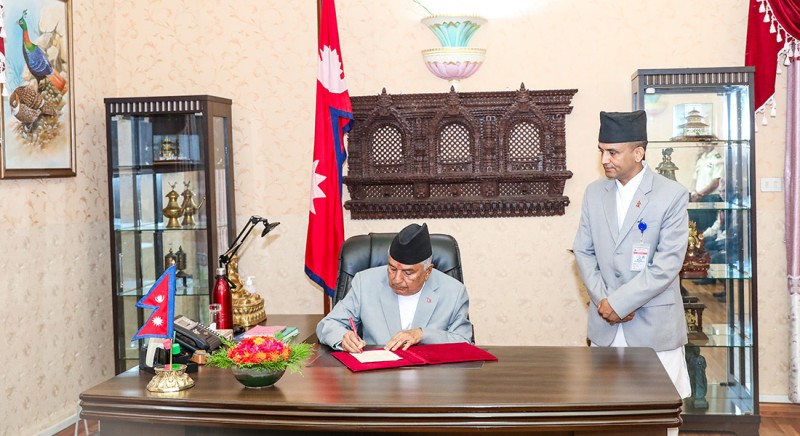 राष्ट्रपतिद्धारा दुवै सदनको अधिवेशन आह्वान
