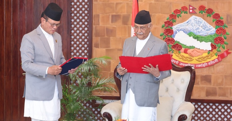 राज्यमन्त्री गर्बुजाले लिए पद तथा गोपनीयताको शपथ