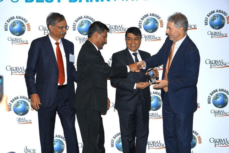 ग्लोबल आइएमई बैंक दोस्रो पटक ग्लोबल फाइनान्सको ‘बेष्ट बैंक अवार्ड’ बाट सम्मानित